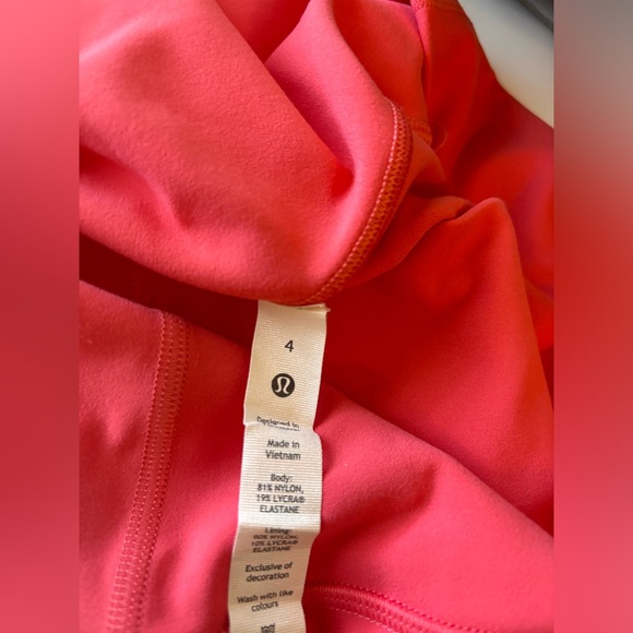 Lululemon double-lined 25” leggings - Picture 3 of 3